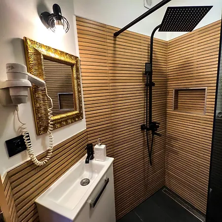 Apartment Klaudia - Adults Only *