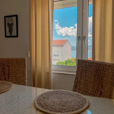 Klaudia - Adults Only