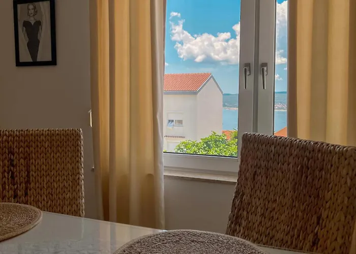 Klaudia - Adults Only